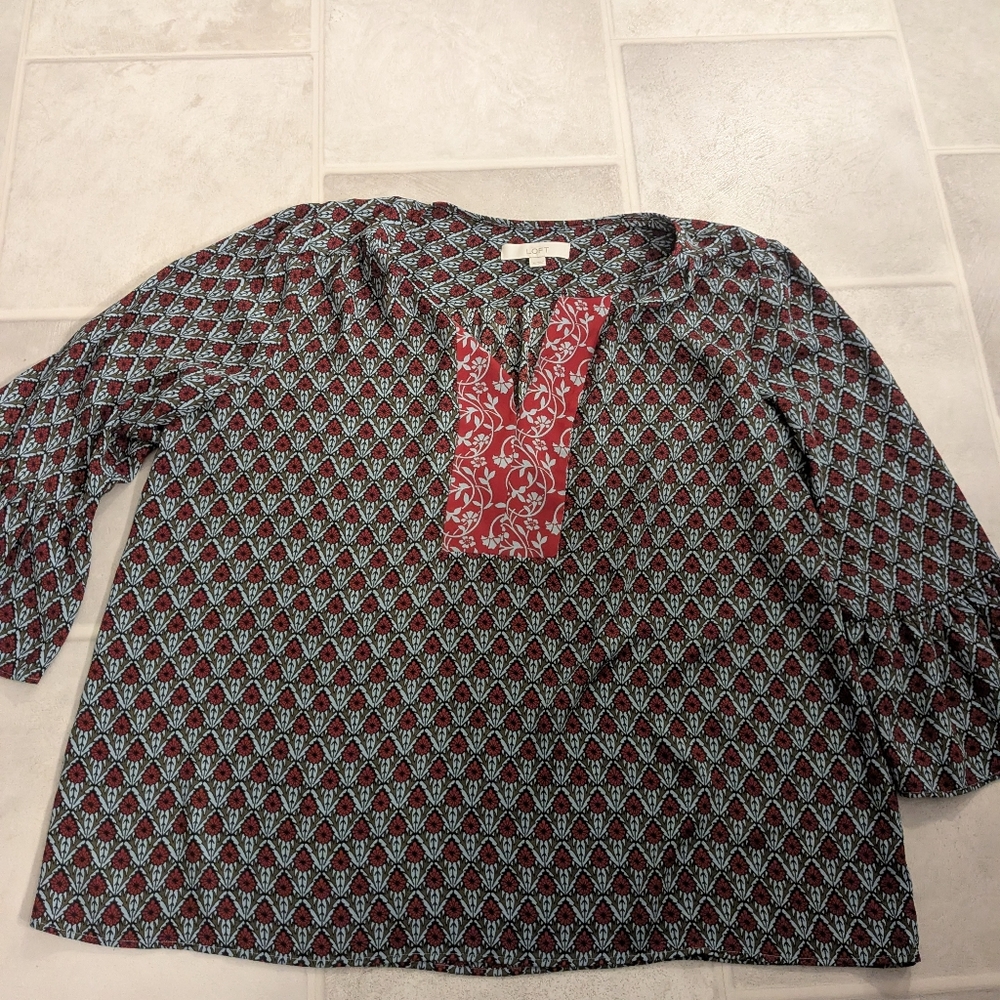 Ladies Loft Blouse, Size XL